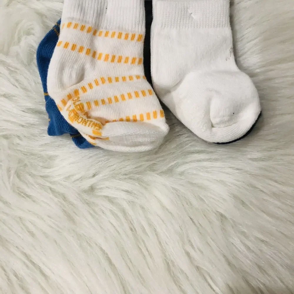 Brand New Old Navy Baby Crew Socks For Boys Size 0-6 months 4 In‎ The Pack
